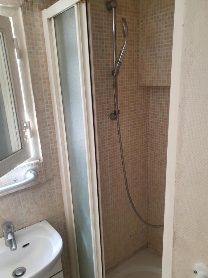 Chic Appartement Венсен Екстериор снимка