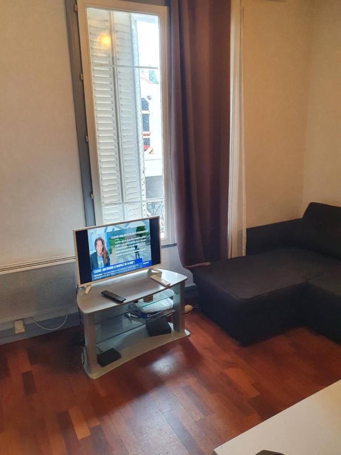 Chic Appartement Венсен Екстериор снимка