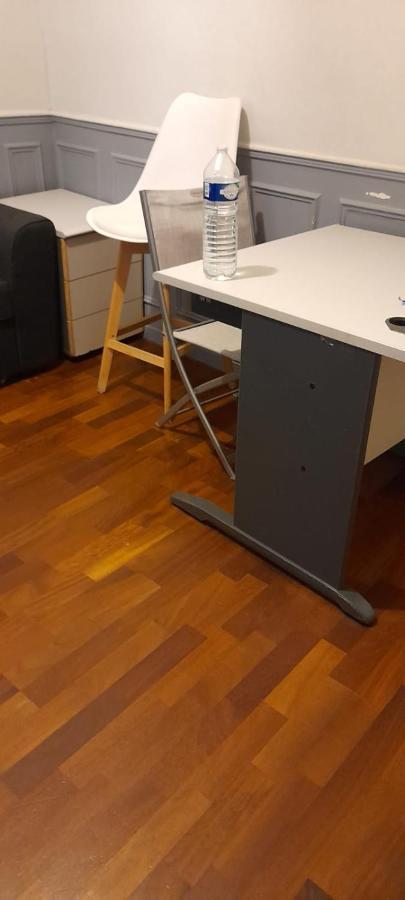 Chic Appartement Венсен Екстериор снимка